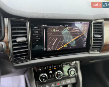 Черный Шкода Kodiaq, объемом двигателя 2 л и пробегом 175 тыс. км за 35499 $, фото 44 на Automoto.ua
