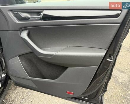 Черный Шкода Kodiaq, объемом двигателя 1.97 л и пробегом 152 тыс. км за 37499 $, фото 53 на Automoto.ua