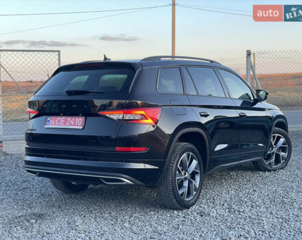 Черный Шкода Kodiaq, объемом двигателя 1.97 л и пробегом 201 тыс. км за 29750 $, фото 2 на Automoto.ua