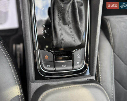 Черный Шкода Kodiaq, объемом двигателя 2 л и пробегом 175 тыс. км за 35499 $, фото 42 на Automoto.ua