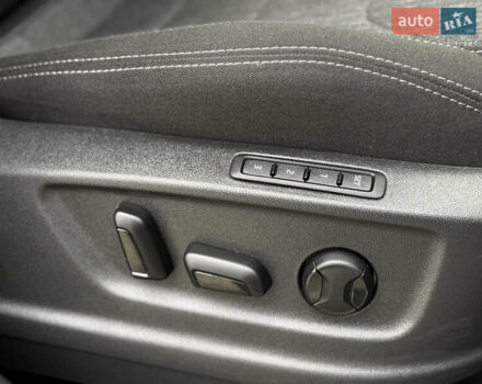 Черный Шкода Kodiaq, объемом двигателя 2 л и пробегом 237 тыс. км за 26555 $, фото 93 на Automoto.ua