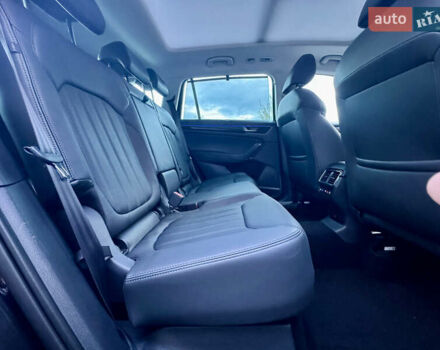 Шкода Kodiaq 2021 в Луцке на Automoto.ua Черный Шкода Kodiaq, объемом двигателя 1.97 л и пробегом 210 тыс. км за 31800 $, фото 33 на Automoto.ua