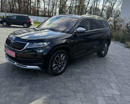 Черный Шкода Kodiaq, объемом двигателя 2 л и пробегом 175 тыс. км за 35499 $, фото 2 на Automoto.ua