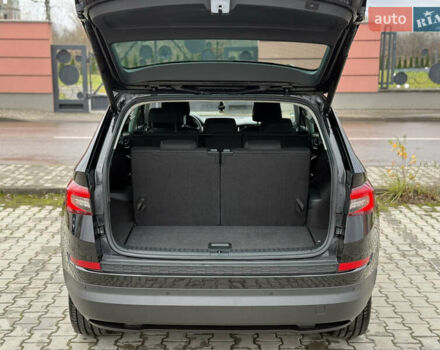 Черный Шкода Kodiaq, объемом двигателя 2 л и пробегом 237 тыс. км за 26555 $, фото 145 на Automoto.ua