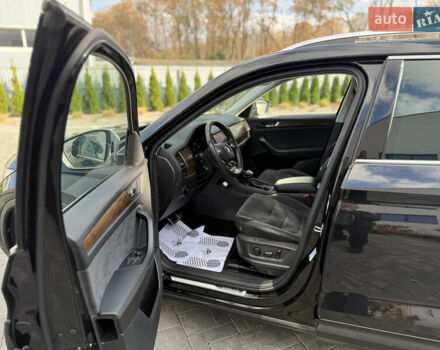 Черный Шкода Kodiaq, объемом двигателя 2 л и пробегом 175 тыс. км за 35499 $, фото 36 на Automoto.ua