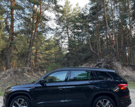 Черный Шкода Kodiaq, объемом двигателя 1.98 л и пробегом 220 тыс. км за 30000 $, фото 3 на Automoto.ua