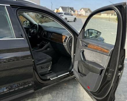 Черный Шкода Kodiaq, объемом двигателя 2 л и пробегом 175 тыс. км за 35499 $, фото 76 на Automoto.ua
