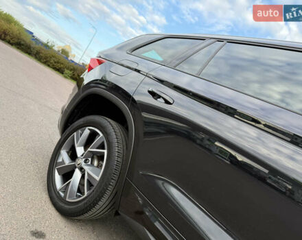 Черный Шкода Kodiaq, объемом двигателя 2 л и пробегом 160 тыс. км за 33499 $, фото 12 на Automoto.ua