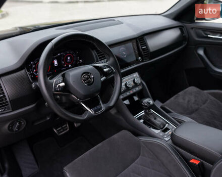 Черный Шкода Kodiaq, объемом двигателя 2 л и пробегом 228 тыс. км за 32800 $, фото 19 на Automoto.ua