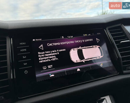 Черный Шкода Kodiaq, объемом двигателя 2 л и пробегом 160 тыс. км за 32499 $, фото 73 на Automoto.ua