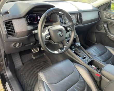 Чорний Шкода Kodiaq, об'ємом двигуна 2 л та пробігом 17 тис. км за 21000 $, фото 10 на Automoto.ua