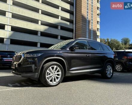 Шкода Kodiaq 2022 в Киеве на Automoto.ua Черный Шкода Kodiaq, объемом двигателя 1.97 л и пробегом 126 тыс. км за 36900 $, фото 24 на Automoto.ua