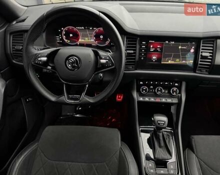Черный Шкода Kodiaq, объемом двигателя 1.97 л и пробегом 127 тыс. км за 39900 $, фото 22 на Automoto.ua