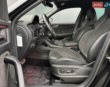 Черный Шкода Kodiaq, объемом двигателя 1.97 л и пробегом 127 тыс. км за 39900 $, фото 15 на Automoto.ua