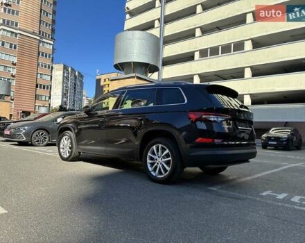 Шкода Kodiaq 2022 в Киеве на Automoto.ua Черный Шкода Kodiaq, объемом двигателя 1.97 л и пробегом 126 тыс. км за 36900 $, фото 19 на Automoto.ua