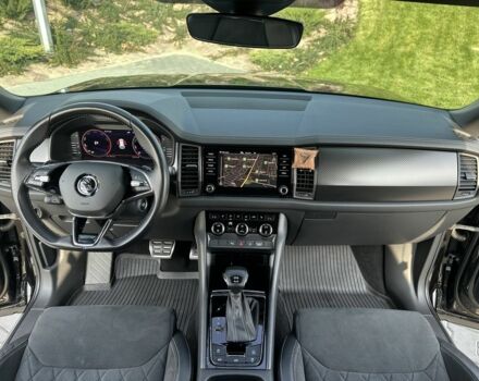 Черный Шкода Kodiaq, объемом двигателя 2 л и пробегом 72 тыс. км за 39000 $, фото 12 на Automoto.ua