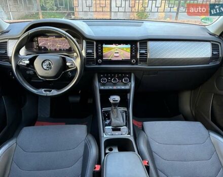 Шкода Kodiaq 2022 в Киеве на Automoto.ua Черный Шкода Kodiaq, объемом двигателя 1.97 л и пробегом 126 тыс. км за 36900 $, фото 81 на Automoto.ua