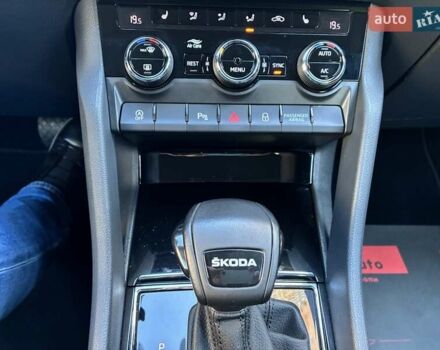 Шкода Kodiaq 2022 в Киеве на Automoto.ua Черный Шкода Kodiaq, объемом двигателя 1.97 л и пробегом 126 тыс. км за 36900 $, фото 77 на Automoto.ua