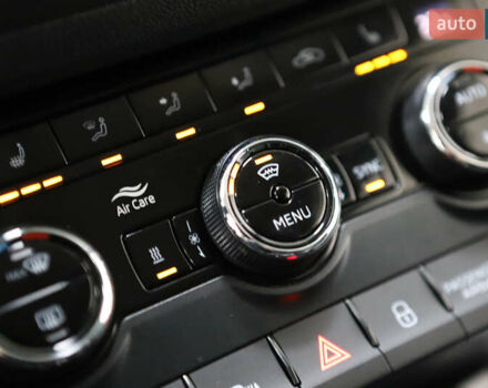 Черный Шкода Kodiaq, объемом двигателя 1.97 л и пробегом 138 тыс. км за 34400 $, фото 95 на Automoto.ua