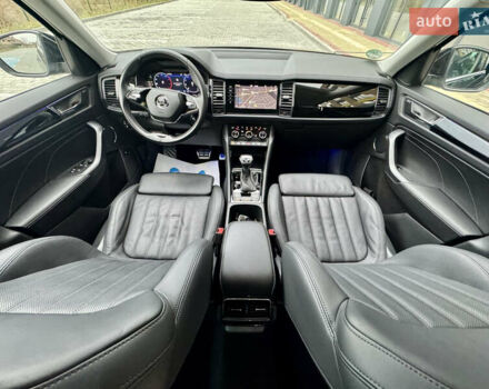 Черный Шкода Kodiaq, объемом двигателя 1.97 л и пробегом 132 тыс. км за 39900 $, фото 28 на Automoto.ua
