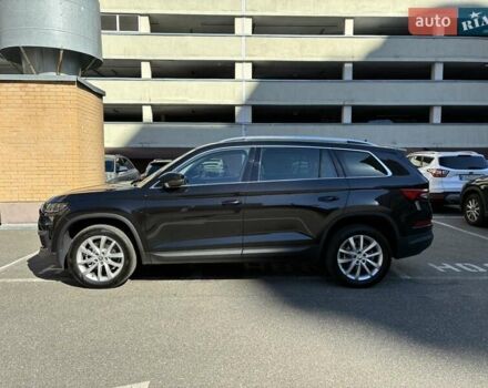 Шкода Kodiaq 2022 в Киеве на Automoto.ua Черный Шкода Kodiaq, объемом двигателя 1.97 л и пробегом 126 тыс. км за 36900 $, фото 21 на Automoto.ua