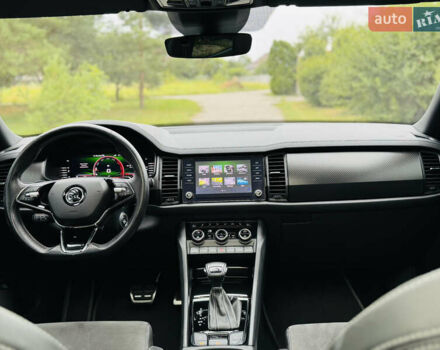 Черный Шкода Kodiaq, объемом двигателя 1.97 л и пробегом 32 тыс. км за 40500 $, фото 6 на Automoto.ua