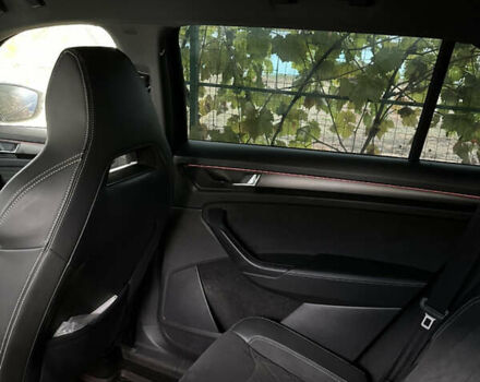 Чорний Шкода Kodiaq, об'ємом двигуна 1.97 л та пробігом 120 тис. км за 41000 $, фото 44 на Automoto.ua