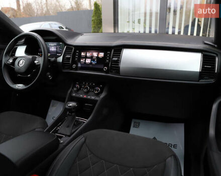 Черный Шкода Kodiaq, объемом двигателя 1.97 л и пробегом 50 тыс. км за 36899 $, фото 120 на Automoto.ua