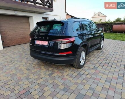 Шкода Kodiaq 2023 в Хмельницком на Automoto.ua Черный Шкода Kodiaq, объемом двигателя 1.97 л и пробегом 69 тыс. км за 37299 $, фото 6 на Automoto.ua