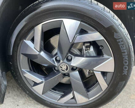 Черный Шкода Kodiaq, объемом двигателя 1.97 л и пробегом 13 тыс. км за 48500 $, фото 10 на Automoto.ua