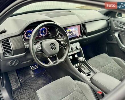 Черный Шкода Kodiaq, объемом двигателя 1.98 л и пробегом 92 тыс. км за 39999 $, фото 23 на Automoto.ua