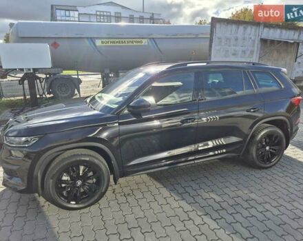 Шкода Kodiaq 2024 в Хмельницком на Automoto.ua Черный Шкода Kodiaq, объемом двигателя 1.97 л и пробегом 19 тыс. км за 46500 $, фото 2 на Automoto.ua