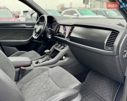 Черный Шкода Kodiaq, объемом двигателя 1.98 л и пробегом 92 тыс. км за 39999 $, фото 40 на Automoto.ua
