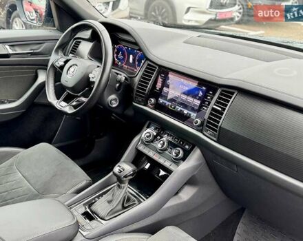 Черный Шкода Kodiaq, объемом двигателя 1.98 л и пробегом 92 тыс. км за 39999 $, фото 24 на Automoto.ua