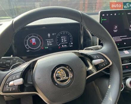 Шкода Kodiaq 2024 в Львове на Automoto.ua Черный Шкода Kodiaq, объемом двигателя 2 л и пробегом 22 тыс. км за 47468 $, фото 6 на Automoto.ua
