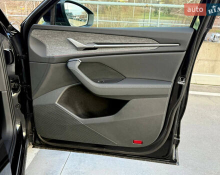 Чорний Шкода Kodiaq, об'ємом двигуна 2 л та пробігом 1 тис. км за 47777 $, фото 59 на Automoto.ua