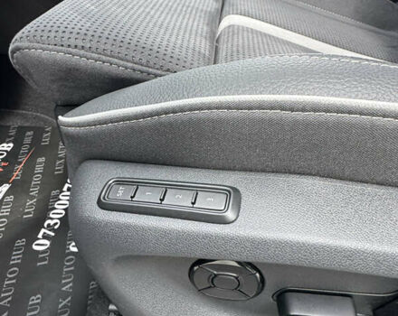 Шкода Kodiaq 2025 у Києві на Automoto.ua Чорний Шкода Kodiaq, об'ємом двигуна 2 л та пробігом 1 тис. км за 53333 $, фото 48 на Automoto.ua