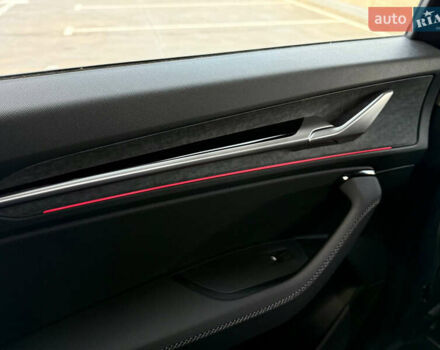 Чорний Шкода Kodiaq, об'ємом двигуна 2 л та пробігом 1 тис. км за 47777 $, фото 75 на Automoto.ua