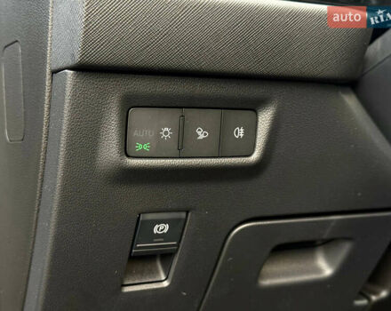 Чорний Шкода Kodiaq, об'ємом двигуна 2 л та пробігом 1 тис. км за 47777 $, фото 77 на Automoto.ua