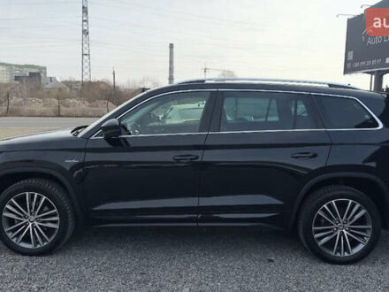 Шкода Kodiaq 2020 в Измаиле на Automoto.ua Черный Шкода Kodiaq, объемом двигателя 1.97 л и пробегом 179 тыс. км за 32500 $, фото 1 на Automoto.ua
