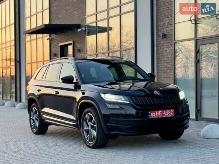 Шкода Kodiaq 2020 у Тернополі на Automoto.ua Чорний Шкода Kodiaq, об'ємом двигуна 1.97 л та пробігом 210 тис. км за 28890 $, фото 1 на Automoto.ua