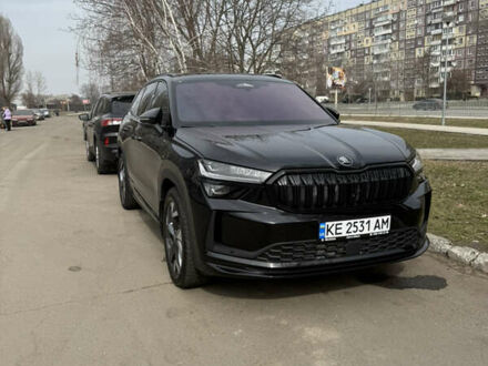 Шкода Kodiaq 2024 в Днепре (Днепропетровске) на Automoto.ua Черный Шкода Kodiaq, объемом двигателя 1.98 л и пробегом 11 тыс. км за 45999 $, фото 1 на Automoto.ua