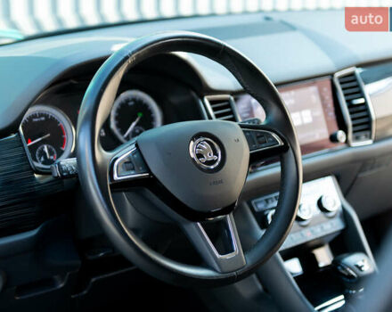 Коричневый Шкода Kodiaq, объемом двигателя 1.98 л и пробегом 99 тыс. км за 27500 $, фото 19 на Automoto.ua