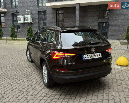 Коричневий Шкода Kodiaq, об'ємом двигуна 1.98 л та пробігом 230 тис. км за 20900 $, фото 11 на Automoto.ua