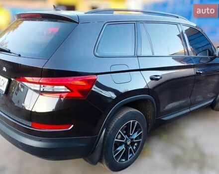 Коричневый Шкода Kodiaq, объемом двигателя 1.97 л и пробегом 141 тыс. км за 35000 $, фото 4 на Automoto.ua
