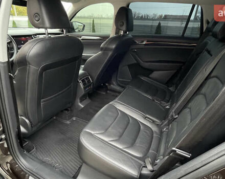 Коричневый Шкода Kodiaq, объемом двигателя 1.97 л и пробегом 199 тыс. км за 27500 $, фото 2 на Automoto.ua
