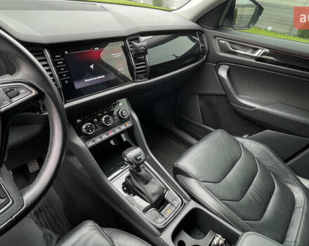Коричневый Шкода Kodiaq, объемом двигателя 1.97 л и пробегом 199 тыс. км за 27500 $, фото 3 на Automoto.ua