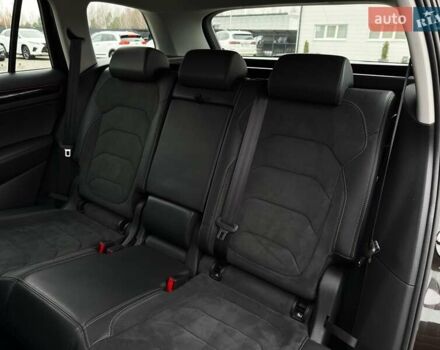 Коричневий Шкода Kodiaq, об'ємом двигуна 2 л та пробігом 100 тис. км за 28999 $, фото 51 на Automoto.ua