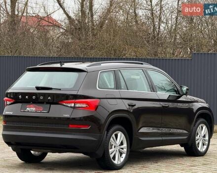 Коричневий Шкода Kodiaq, об'ємом двигуна 2 л та пробігом 100 тис. км за 28999 $, фото 3 на Automoto.ua