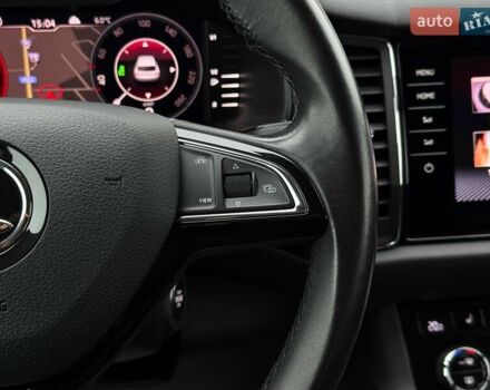 Коричневий Шкода Kodiaq, об'ємом двигуна 2 л та пробігом 100 тис. км за 28999 $, фото 40 на Automoto.ua